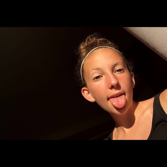 Meet your Posher, Josie - Picture 1 of 1